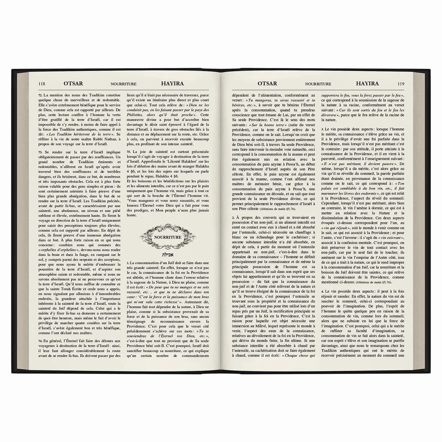 Page ouverte d'un livre en français sur la nourriture, avec texte dense et titres 'OTSAR' et 'HAYIRA'