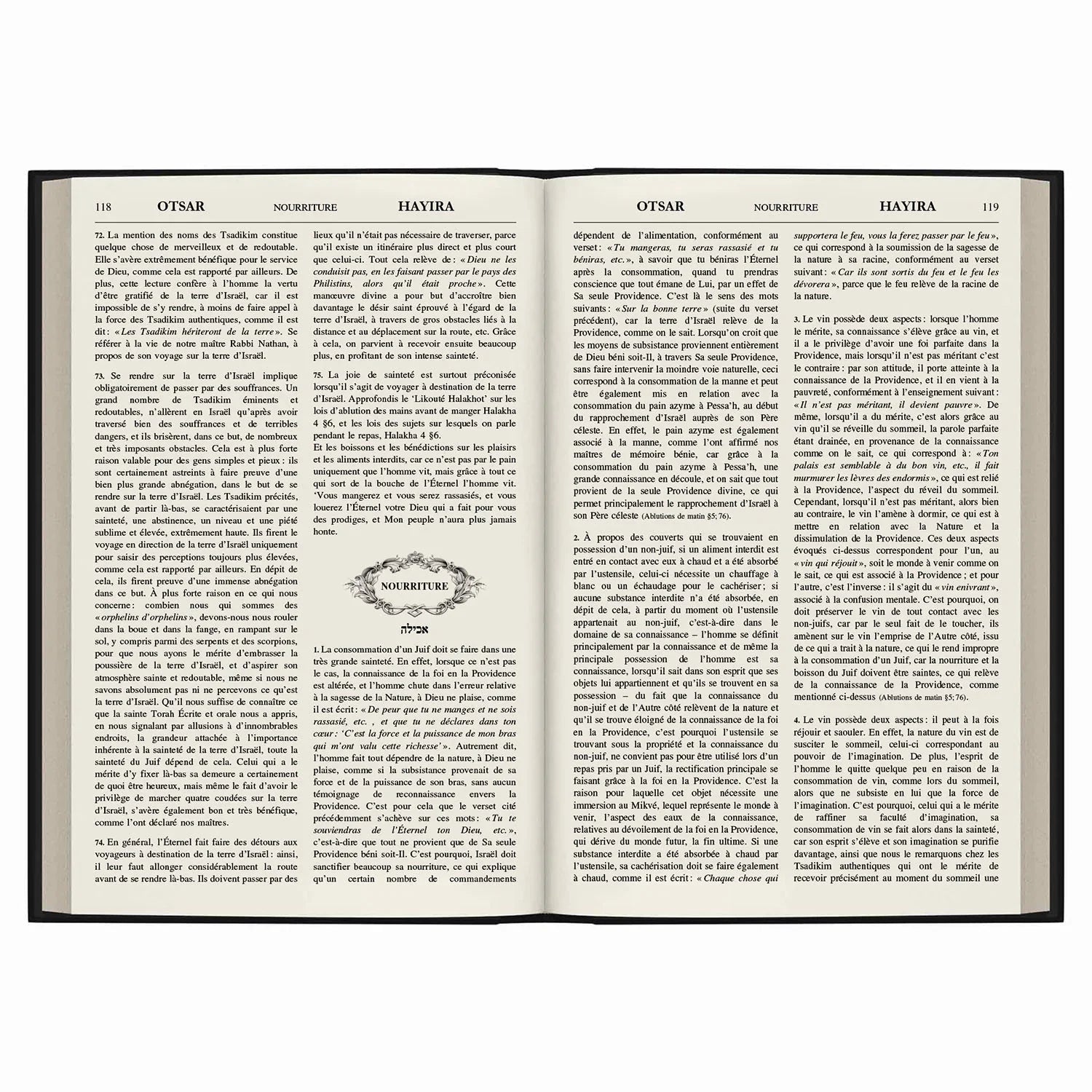 Page ouverte d'un livre en français sur la nourriture, avec texte dense et titres 'OTSAR' et 'HAYIRA'